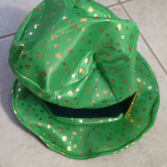 St Patrick's Day Hat Lepercaun Oversized wired to hold shape - Picture 4 of 6